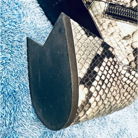 ELENA IACHI- SNAKE PRINT ANKLE BOOTS IN A SILVER, DARK GREY, A TOUCH OF BLACK - Picture 15 of 16